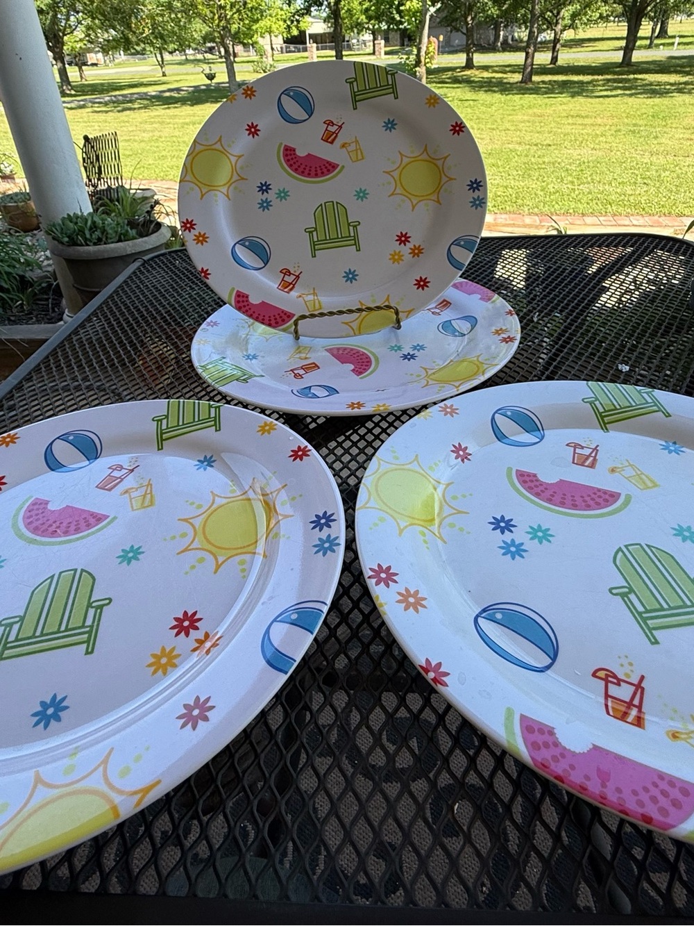Target Home 11" Dinner Plates Melamine Summer Fun Heavy Duty Picnic Set Of 4